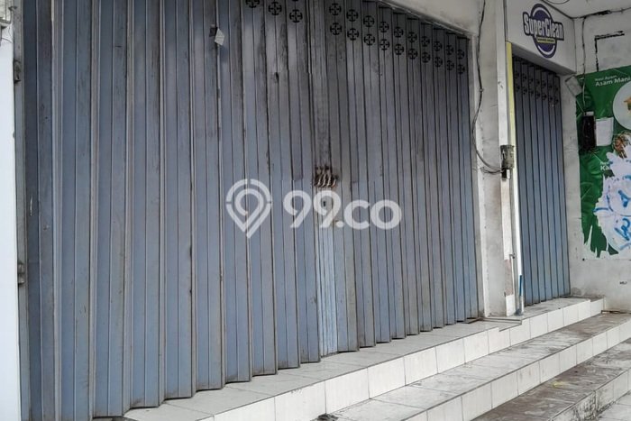 Ruko Dijual di Malang LT 157m2 & LB 248m2 Lokasi Terbaik! Ruko Dijual di Malang LT 157m2 & LB 248m2 Lokasi Terbaik!