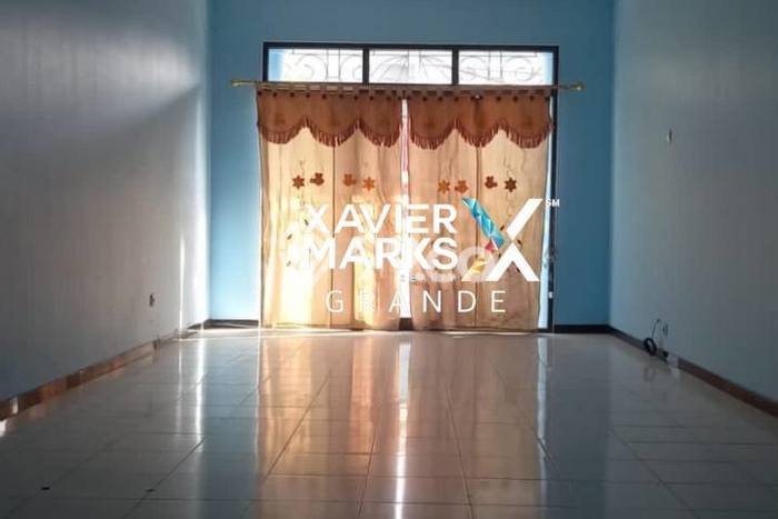 Disewakan Ruko di Kawasan Ramai Malang Kota Luas 162m2 Disewakan Ruko di Kawasan Ramai Malang Kota Luas 162m2