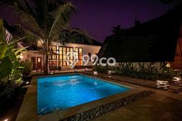 DIJUAL! Vila Kawasan , Luas 350m2m², Lokasi Strategis DIJUAL! Vila Kawasan , Luas 350m2m², Lokasi Strategis