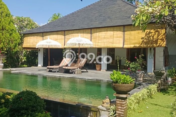 PENAWARAN TERBAIK! Rumah Strategis area Seririt, Luas 1250m2m² Bangunan 245m2m² PENAWARAN TERBAIK! Rumah Strategis area Seririt, Luas 1250m2m² Bangunan 245m2m²
