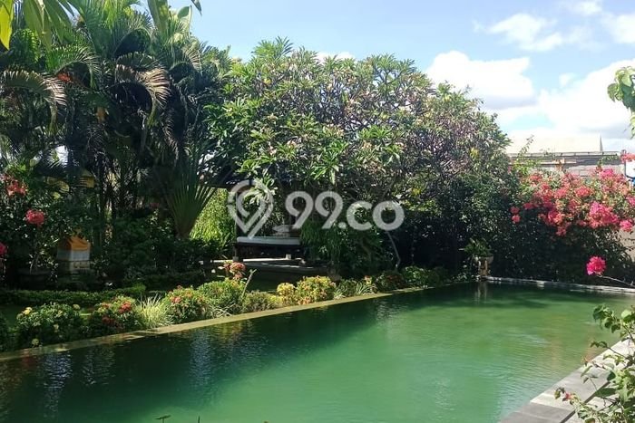 PENAWARAN TERBAIK! Rumah Strategis area Seririt, Luas 1250m2m² Bangunan 245m2m² PENAWARAN TERBAIK! Rumah Strategis area Seririt, Luas 1250m2m² Bangunan 245m2m²
