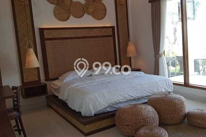 Vila Kawasan , Area 200m2m², Lingkungan Asri Vila Kawasan , Area 200m2m², Lingkungan Asri