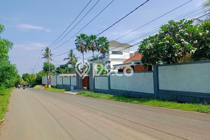 Tanah Dijual Lokasi Strategis di Buleleng dengan Luas 300m2 Tanah Dijual Lokasi Strategis di Buleleng dengan Luas 300m2