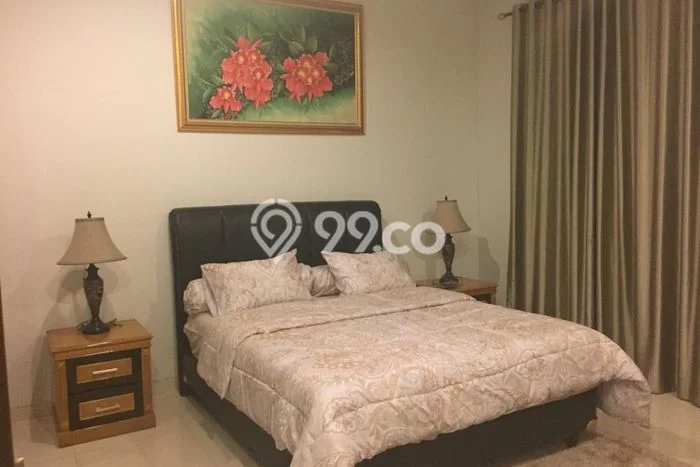 Rumah Sewa Jakarta Selatan LT 180m2 LB 180m2 Area Lebak Bulus Rumah Sewa Jakarta Selatan LT 180m2 LB 180m2 Area Lebak Bulus