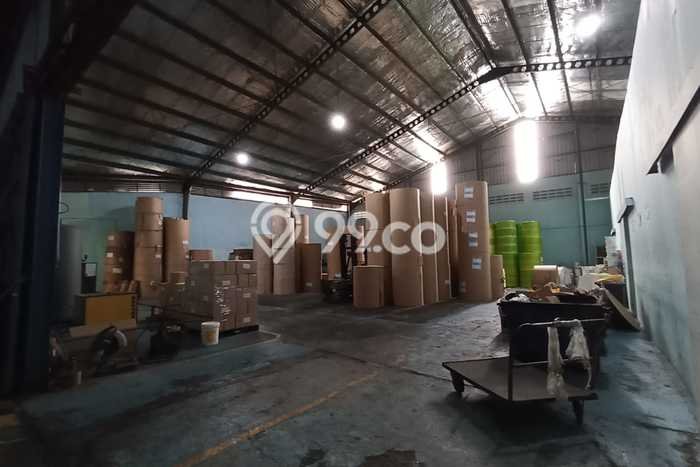Unit Gudang Dijual di Cengkareng Jakarta Barat Luas Bangunan 2700m2 Unit Gudang Dijual di Cengkareng Jakarta Barat Luas Bangunan 2700m2