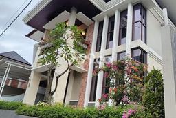 Rumah Elit LB 215m2 Siap Pakai Desain Elegan di Sanur, Denpasar Rumah Elit LB 215m2 Siap Pakai Desain Elegan di Sanur, Denpasar
