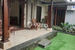 Ready to Use! Luxury House LT 200m2 Desain Modern di Sanur Ready to Use! Luxury House LT 200m2 Desain Modern di Sanur