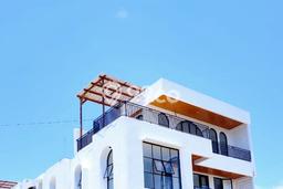 Rumah Mewah LB 151m2 Siap Pakai Desain Elegan di Jimbaran, Badung Rumah Mewah LB 151m2 Siap Pakai Desain Elegan di Jimbaran, Badung