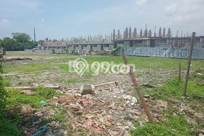 Tanah Kavling Disewakan di Seminyak dengan Luas 5500m2 Tanah Kavling Disewakan di Seminyak dengan Luas 5500m2