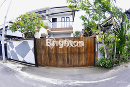 Jarang Ada! Rumah Kontrakan 3 Kamar Bagus Siap Huni canggu Jarang Ada! Rumah Kontrakan 3 Kamar Bagus Siap Huni canggu