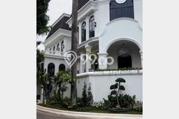 Dijual Rumah Luas Elegan Dengan View Cantik di Pondok Indah, Jakarta Selatan Dijual Rumah Luas Elegan Dengan View Cantik di Pondok Indah, Jakarta Selatan