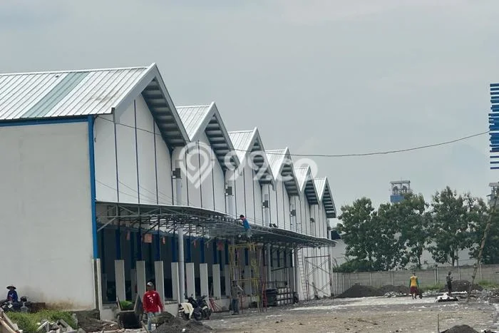 Gudang Disewakan Lokasi Krian Sidoarjo Harga Spesial! Gudang Disewakan Lokasi Krian Sidoarjo Harga Spesial!