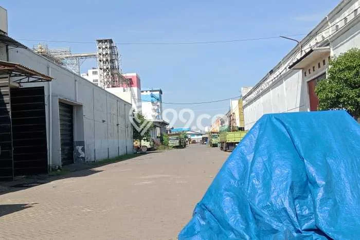 Disewakan Gudang di Kawasan Ramai Unimas Garden Waru Luas 300m2 Disewakan Gudang di Kawasan Ramai Unimas Garden Waru Luas 300m2