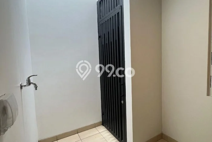 Disewakan! Rumah 4 Kamar Tidur &
3 Kamar Mandi di Summarecon Crown Gading, Bekasi Disewakan! Rumah 4 Kamar Tidur &
3 Kamar Mandi di Summarecon Crown Gading, Bekasi