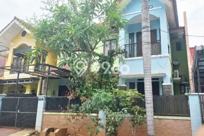 For Sale! Premium House LT 180m2 Desain Modern di Bintara For Sale! Premium House LT 180m2 Desain Modern di Bintara