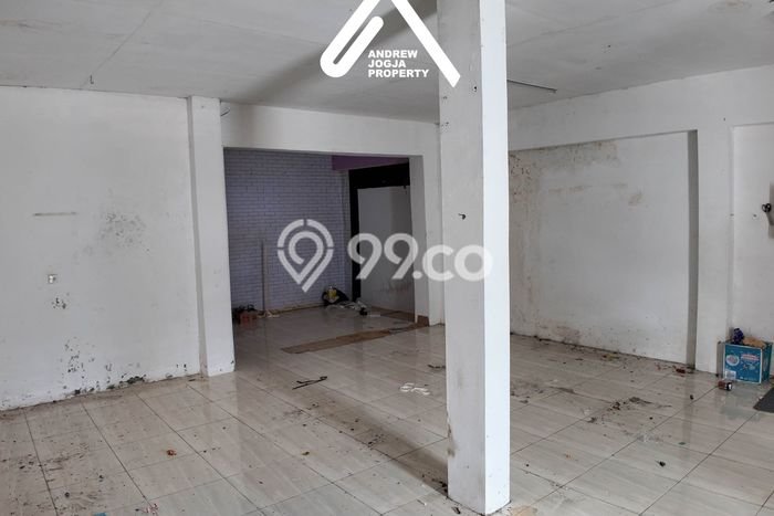 Ruko Dijual di Turi LT 396m2, LB 126m2 Solusi Investasi Cerdas Ruko Dijual di Turi LT 396m2, LB 126m2 Solusi Investasi Cerdas