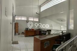 Rumah Elit LB 300m2 Siap Pakai Desain Elegan di Cipaganti, Bandung Rumah Elit LB 300m2 Siap Pakai Desain Elegan di Cipaganti, Bandung