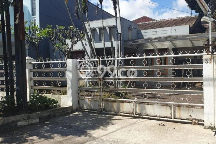 Rumah Elit Modern Tanpa Renovasi di Geger Kalong Bandung Rumah Elit Modern Tanpa Renovasi di Geger Kalong Bandung