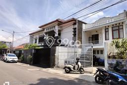 Rumah Luas Asri 7 KT Siap Huni di Ciateul Bandung Rumah Luas Asri 7 KT Siap Huni di Ciateul Bandung
