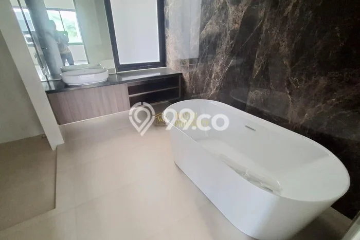 Siap Huni Hunian Elit 5 Kamar di Pamulang Dekat ke Mana Saja Siap Huni Hunian Elit 5 Kamar di Pamulang Dekat ke Mana Saja