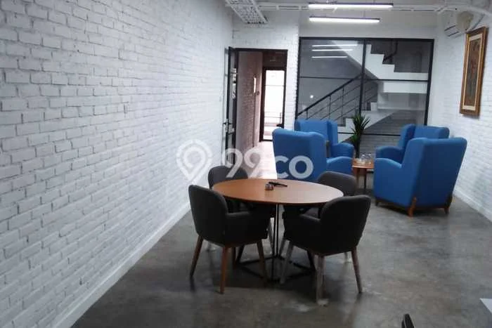 Untuk Dijual Ruko di Kebayoran Lama Jakarta Selatan LT 85m2 / LB 240m2 Untuk Dijual Ruko di Kebayoran Lama Jakarta Selatan LT 85m2 / LB 240m2