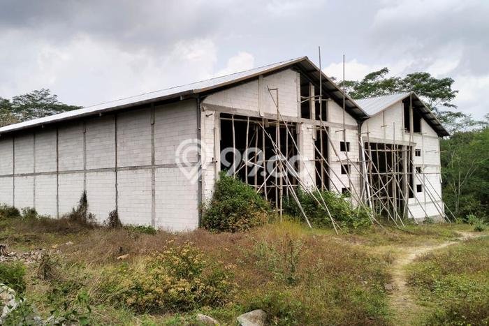Gudang Bagus LT 3182m2 LB 2000m2 Dijual di Jumantono Karanganyar Gudang Bagus LT 3182m2 LB 2000m2 Dijual di Jumantono Karanganyar