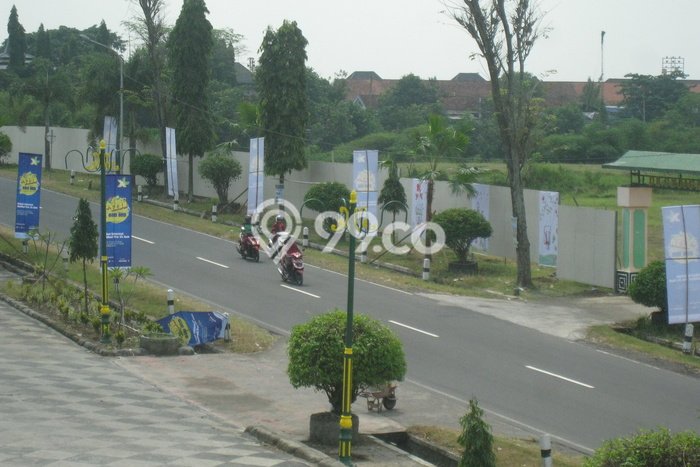 AREA TERSIBUK! Ruko di Kartosuro, Luas 150m2m², Pusat Bisnis AREA TERSIBUK! Ruko di Kartosuro, Luas 150m2m², Pusat Bisnis