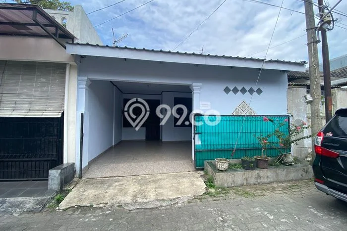 Rumah Modern Minimalis 3 Kamar Siap Huni di Sukoharjo Rumah Modern Minimalis 3 Kamar Siap Huni di Sukoharjo
