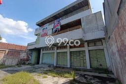 Gudang bagus disewakan di Banjarsari Surakarta dengan LB 600m2 harga sewa terbaik Gudang bagus disewakan di Banjarsari Surakarta dengan LB 600m2 harga sewa terbaik