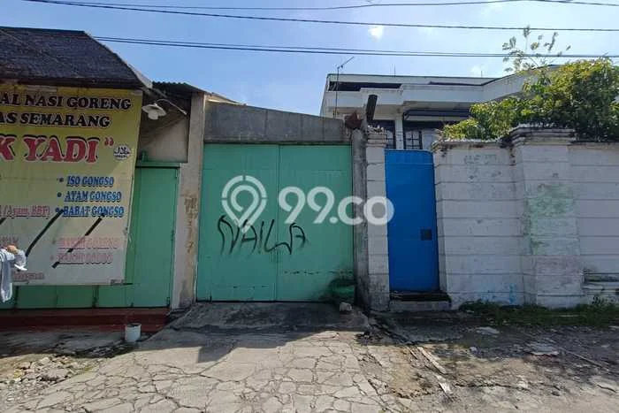 Gudang disewakan di Banjarsari Surakarta dengan luas bangunan 400m2 Gudang disewakan di Banjarsari Surakarta dengan luas bangunan 400m2