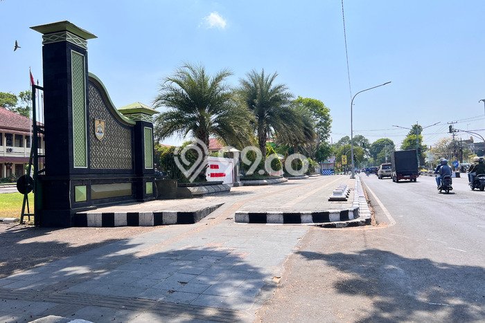 HARGA TERBAIK! Tanah Kawasan Karangmalang, Luas 49m², Akses Jalan Utama, Cocok untuk Investasi HARGA TERBAIK! Tanah Kawasan Karangmalang, Luas 49m², Akses Jalan Utama, Cocok untuk Investasi