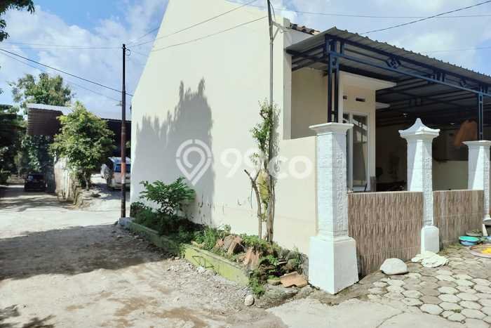Rumah Nyaman 2 KT LB 65m2 Kondisi Bagus di Sambungmacan Rumah Nyaman 2 KT LB 65m2 Kondisi Bagus di Sambungmacan