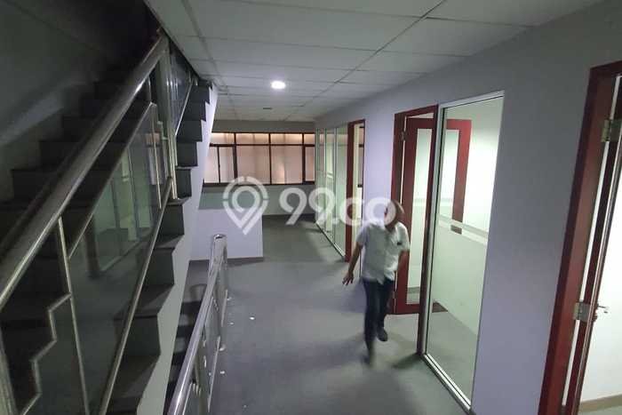 Ruko Disewakan Lokasi Laweyan Solo Harga Spesial! Ruko Disewakan Lokasi Laweyan Solo Harga Spesial!