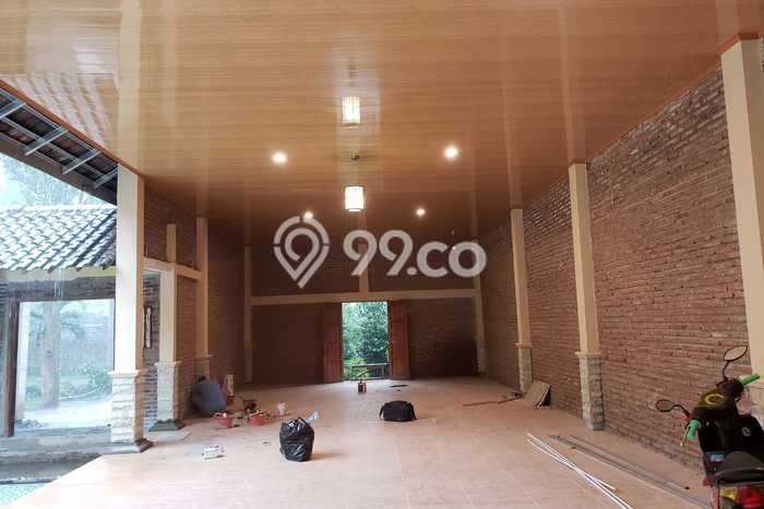 Rumah Strategis Minimalis Lb 250m2 di Mojogedang, Karanganyar Rumah Strategis Minimalis Lb 250m2 di Mojogedang, Karanganyar