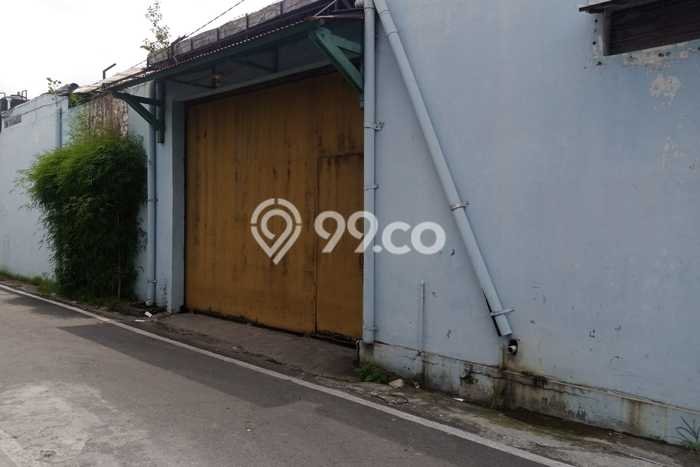 AREA TERSIBUK! Gudang di Kebakkramat, Luas 470m2m², Nilai Tinggi AREA TERSIBUK! Gudang di Kebakkramat, Luas 470m2m², Nilai Tinggi