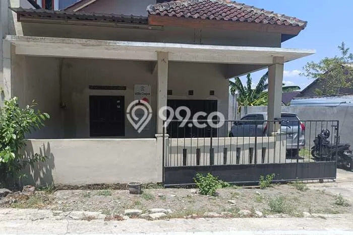 Jual Rumah Bagus Siap Huni LB 100m2 di Gondangrejo, Karanganyar Jual Rumah Bagus Siap Huni LB 100m2 di Gondangrejo, Karanganyar