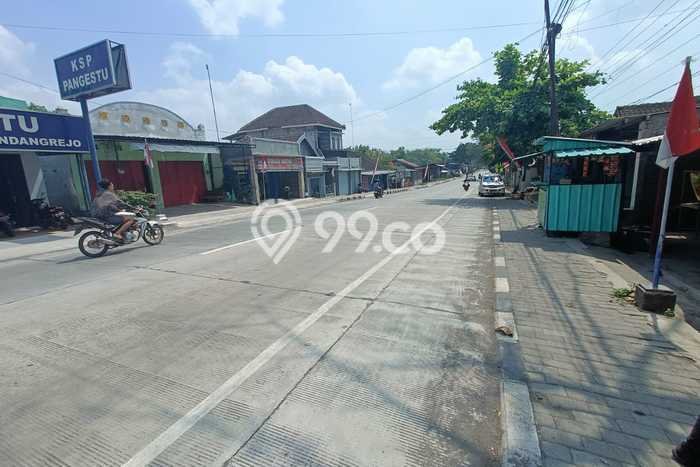 Ruko bagus disewakan di Gondangrejo Karanganyar dengan LB 251m2 harga sewa terbaik Ruko bagus disewakan di Gondangrejo Karanganyar dengan LB 251m2 harga sewa terbaik