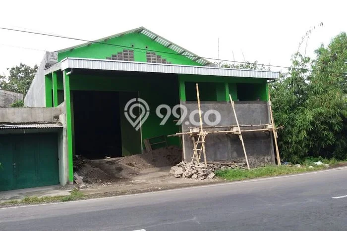 Disewakan Gudang komersial di mojosongo luas bangunan 300m2 Disewakan Gudang komersial di mojosongo luas bangunan 300m2
