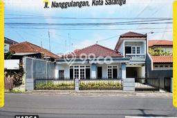 For Sale! Luxury House LT 222m2 Desain Elegan di Salatiga For Sale! Luxury House LT 222m2 Desain Elegan di Salatiga