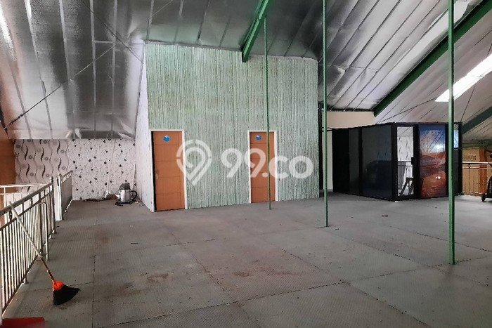 Unit Gudang Dijual di Tasikmadu Karanganyar Luas Tanah 1380m2, Luas Bangunan 1100m2 Unit Gudang Dijual di Tasikmadu Karanganyar Luas Tanah 1380m2, Luas Bangunan 1100m2