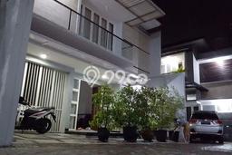 LOKASI PREMIUM! Rumah di Mangkubumen, 4 KM, Area Strategis, LT 105m² Bangunan 105m² LOKASI PREMIUM! Rumah di Mangkubumen, 4 KM, Area Strategis, LT 105m² Bangunan 105m²