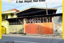 Komersial Dijual di Pasar Kliwon LT 460m2, LB 460m2 untuk Investasi Komersial Dijual di Pasar Kliwon LT 460m2, LB 460m2 untuk Investasi