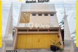 Rumah Strategis Modern Lb 221m2 di Manahan, Solo Rumah Strategis Modern Lb 221m2 di Manahan, Solo