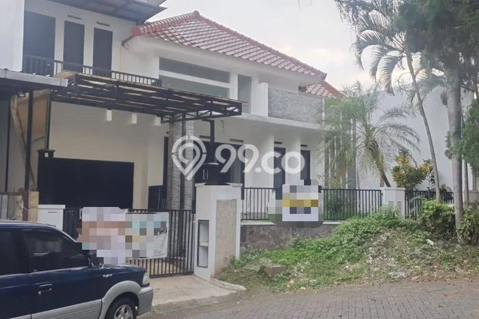 Rumah Luas Asri 4 KT Siap Huni di Villa Puncak Tidar Malang Rumah Luas Asri 4 KT Siap Huni di Villa Puncak Tidar Malang