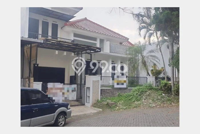 Rumah Luas Asri 4 KT Siap Huni di Villa Puncak Tidar Malang Rumah Luas Asri 4 KT Siap Huni di Villa Puncak Tidar Malang