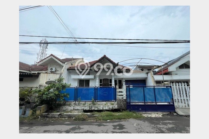 Jual Rumah Eksklusif 4 KT di Dharma Husada, Surabaya Jual Rumah Eksklusif 4 KT di Dharma Husada, Surabaya