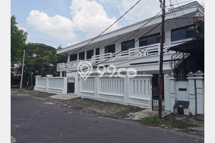 Komersial untuk disewa di Rungkut punya LT 690m2 & LB 1200m2 harga sewa kompetitif Komersial untuk disewa di Rungkut punya LT 690m2 & LB 1200m2 harga sewa kompetitif
