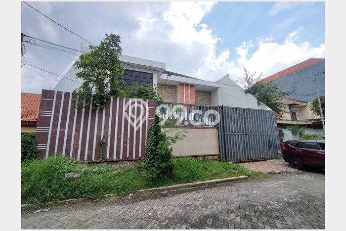 Rumah Elit LB 394m2 Siap Pakai Desain Elegan di Jemursari, Surabaya Rumah Elit LB 394m2 Siap Pakai Desain Elegan di Jemursari, Surabaya
