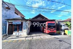 Dijual Hunian Rumah Nyaman 2 Kamar di Manyar, Surabaya Dijual Hunian Rumah Nyaman 2 Kamar di Manyar, Surabaya