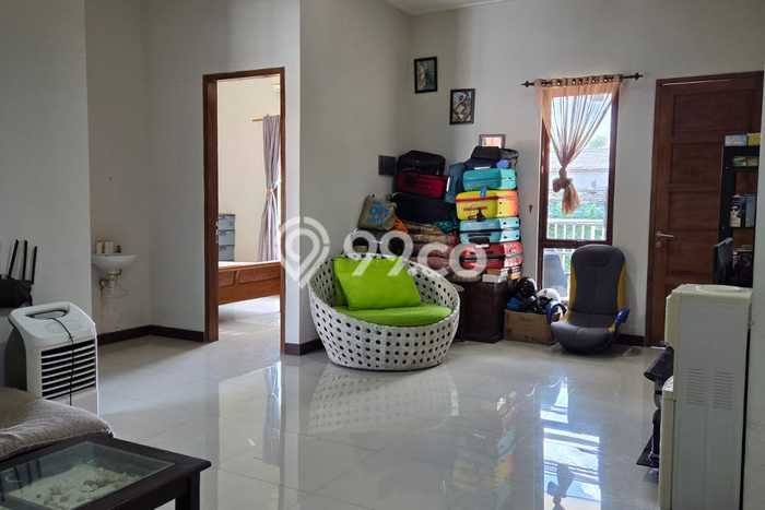 Rumah Eksklusif Siap Huni LT 185m2 di Pondok Aren, Tangerang Selatan Rumah Eksklusif Siap Huni LT 185m2 di Pondok Aren, Tangerang Selatan